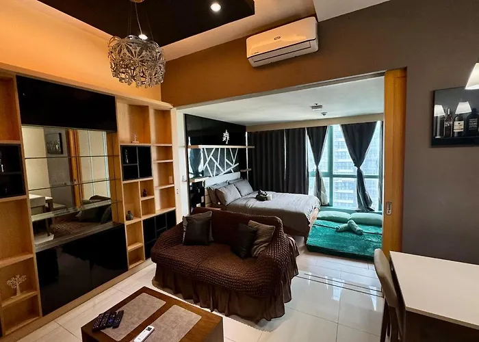Getaway 1br One Uptown Bgc With Sound System Apartment Manila